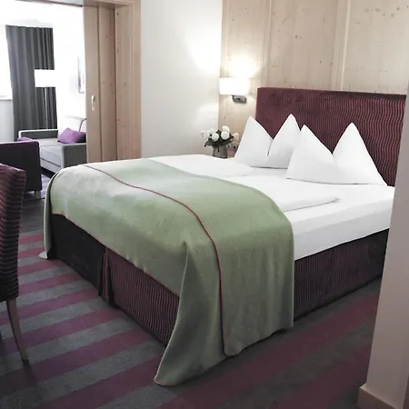 Rigele Royal Superior Hotel